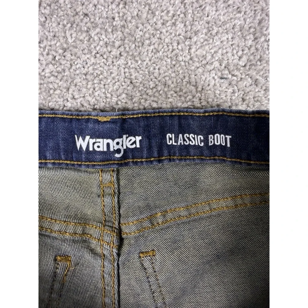 Wrangler Classic Boot Cut Jeans, Men's/Boys' Size 16 Husky, Blue Stretch Denim